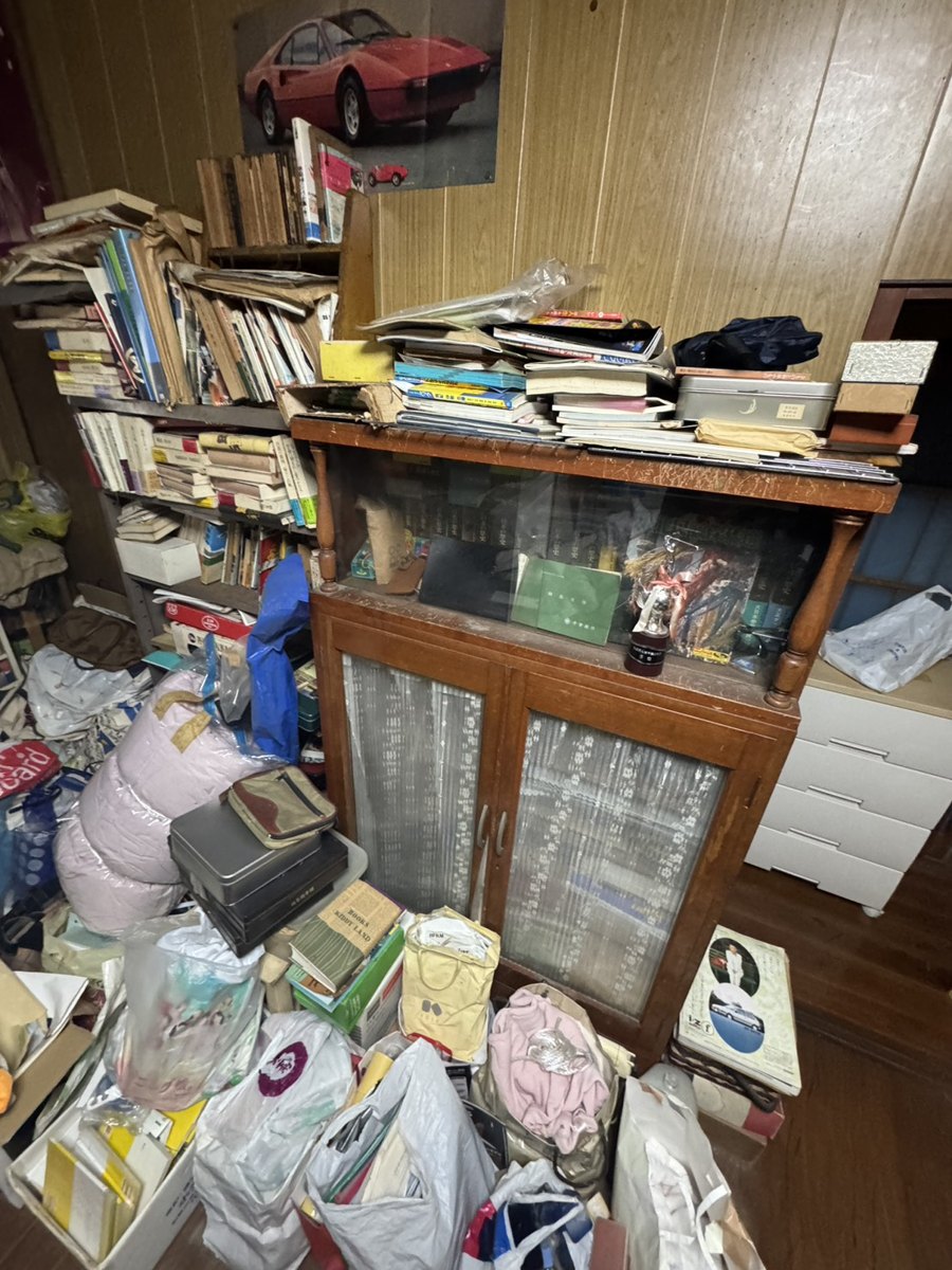 片付け前のお部屋