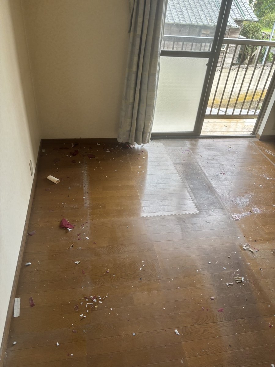作業後の洋室